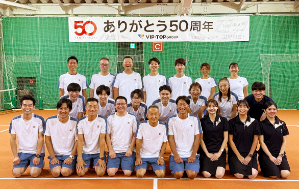 VIPインドアテニススクール東陽町 スタッフ集合写真
